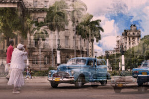 car-waiting-for-a-ride-by-costas-vittis